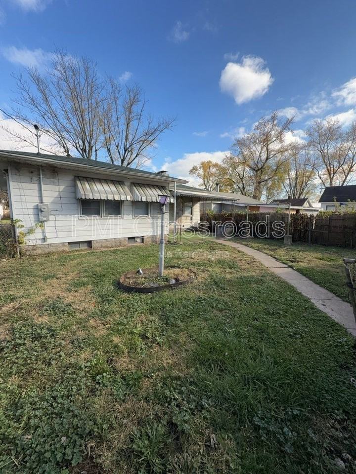 2613 Louise St - Photo 2 of 34