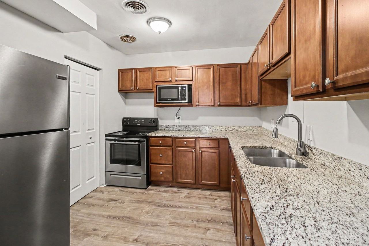 3501 Section Rd #504 - Photo 6 of 15