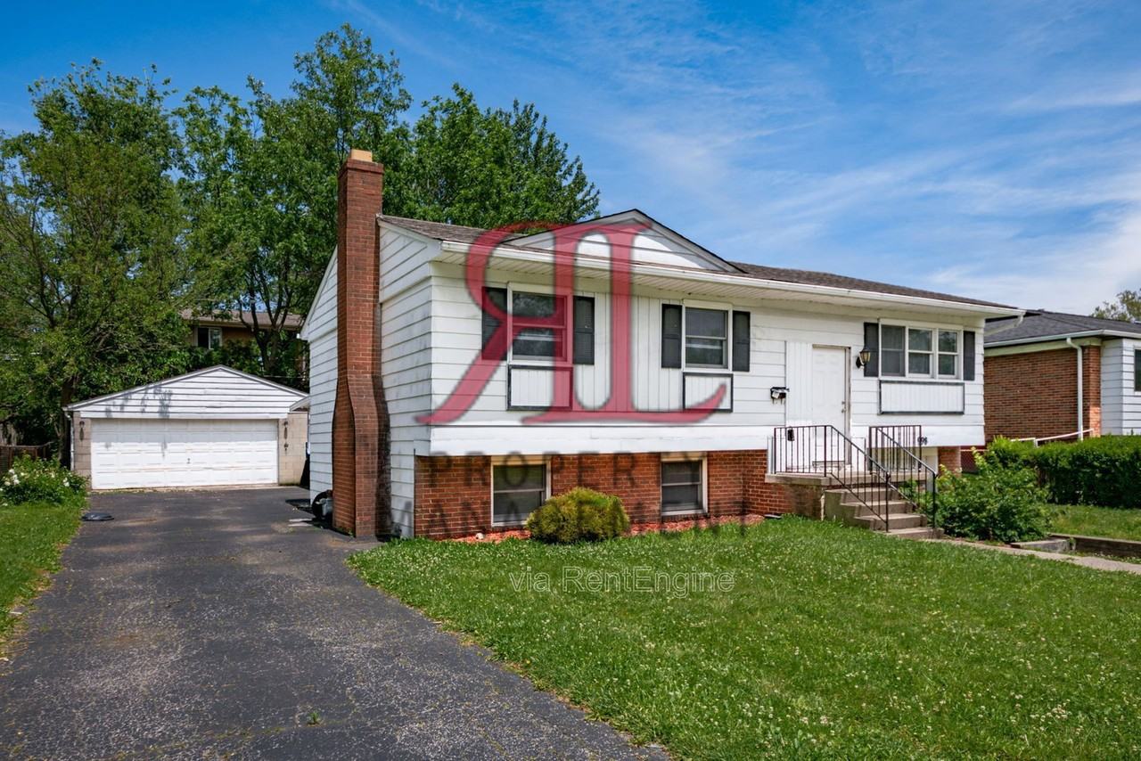 998 Hillery Rd - Photo 2 of 27