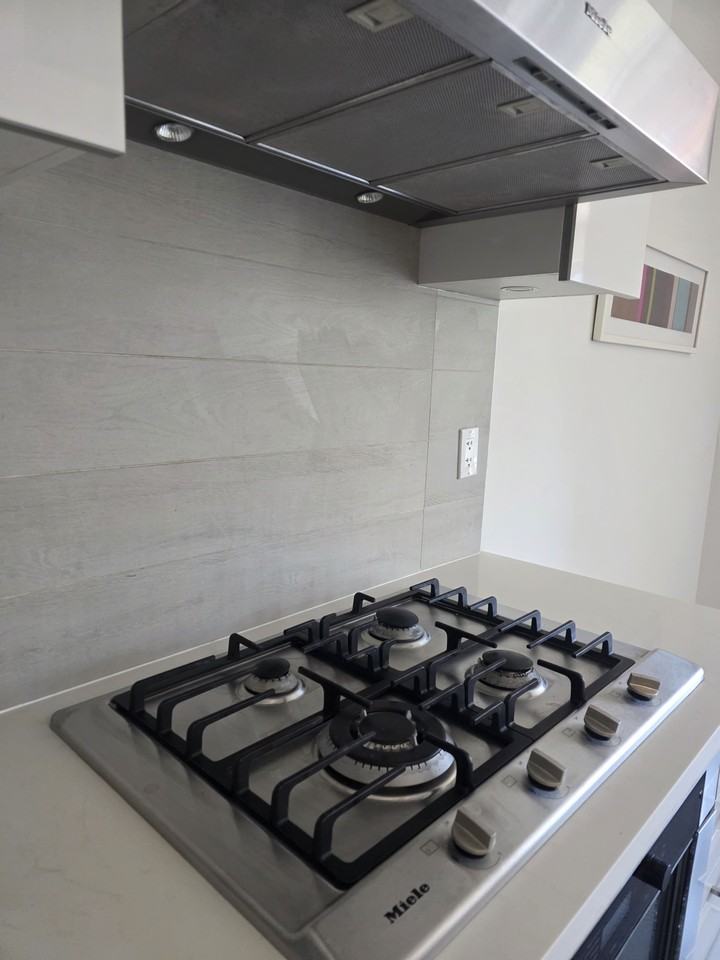 1628 4th Ave W #213 - Photo 3 of 12