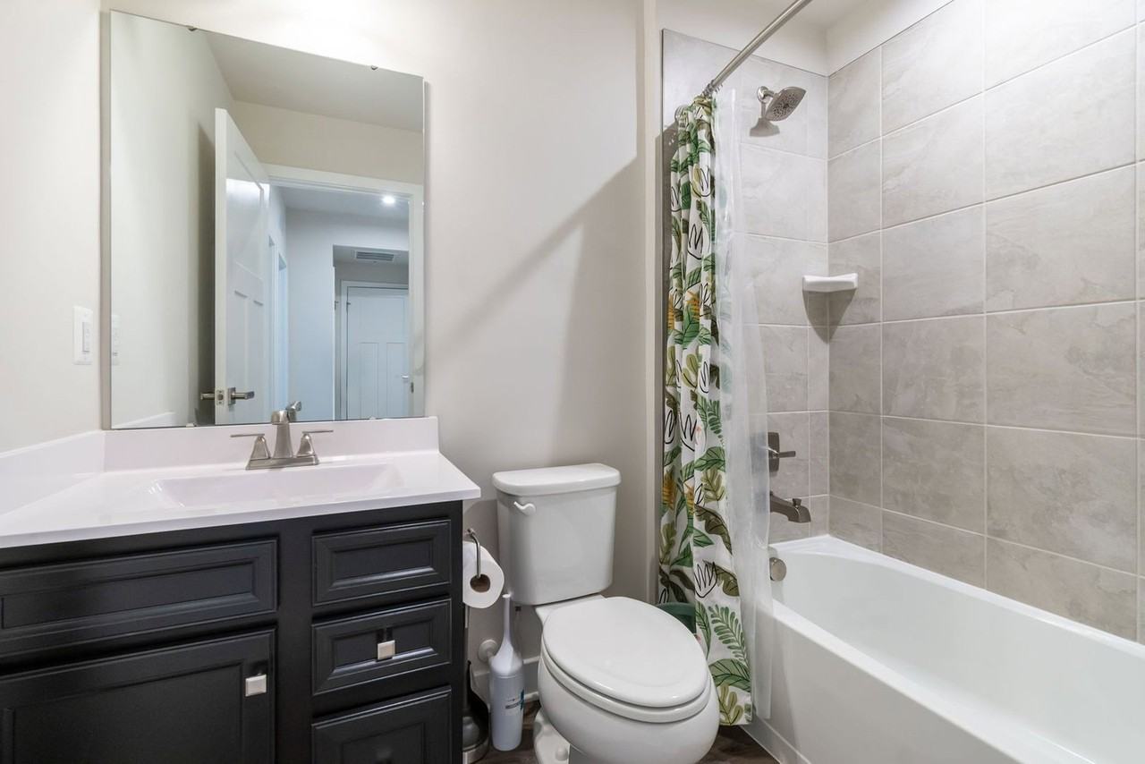 108 Lawndale Dr #1001G - Photo 6 of 21
