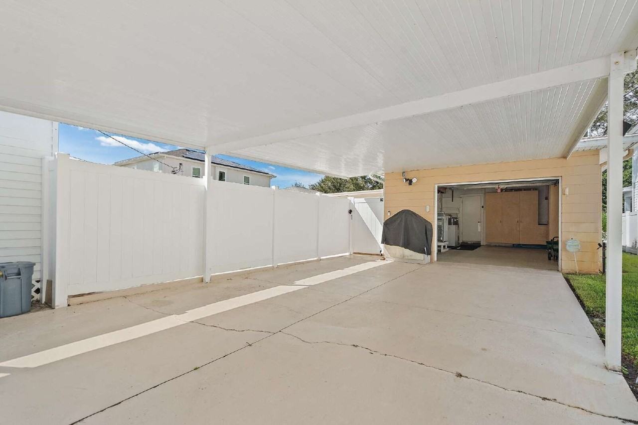 510 34th Ave N - Photo 5 of 33