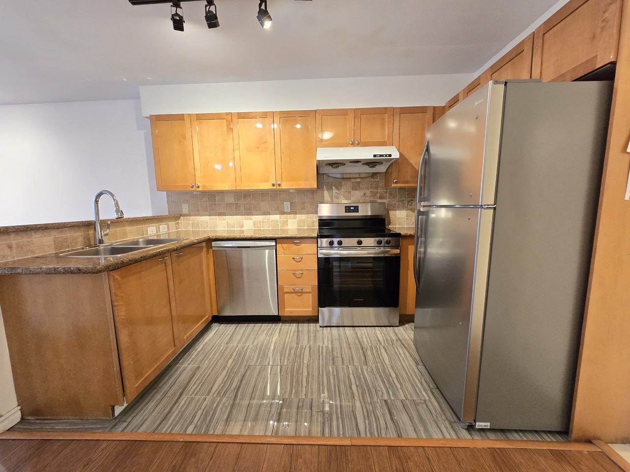 5355 Boundary Rd #118 - Photo 7 of 26