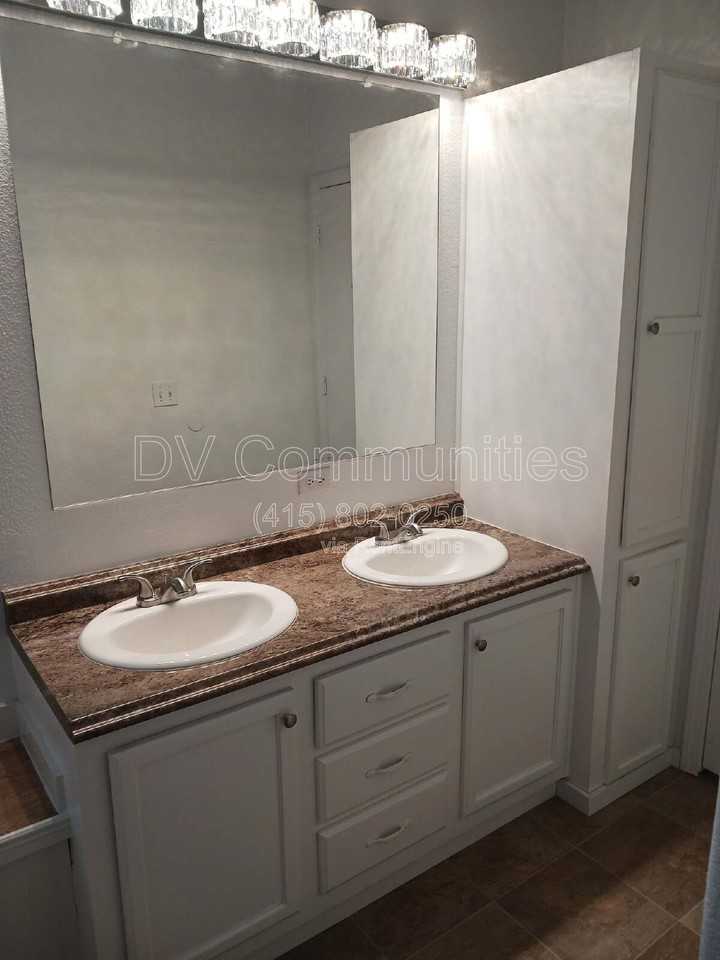 52145 Dustan Rd - Photo 3 of 21