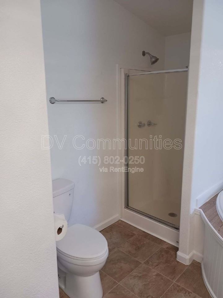 52145 Dustan Rd - Photo 4 of 21