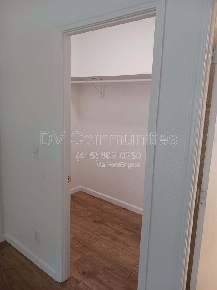 52145 Dustan Rd - Photo 6 of 21