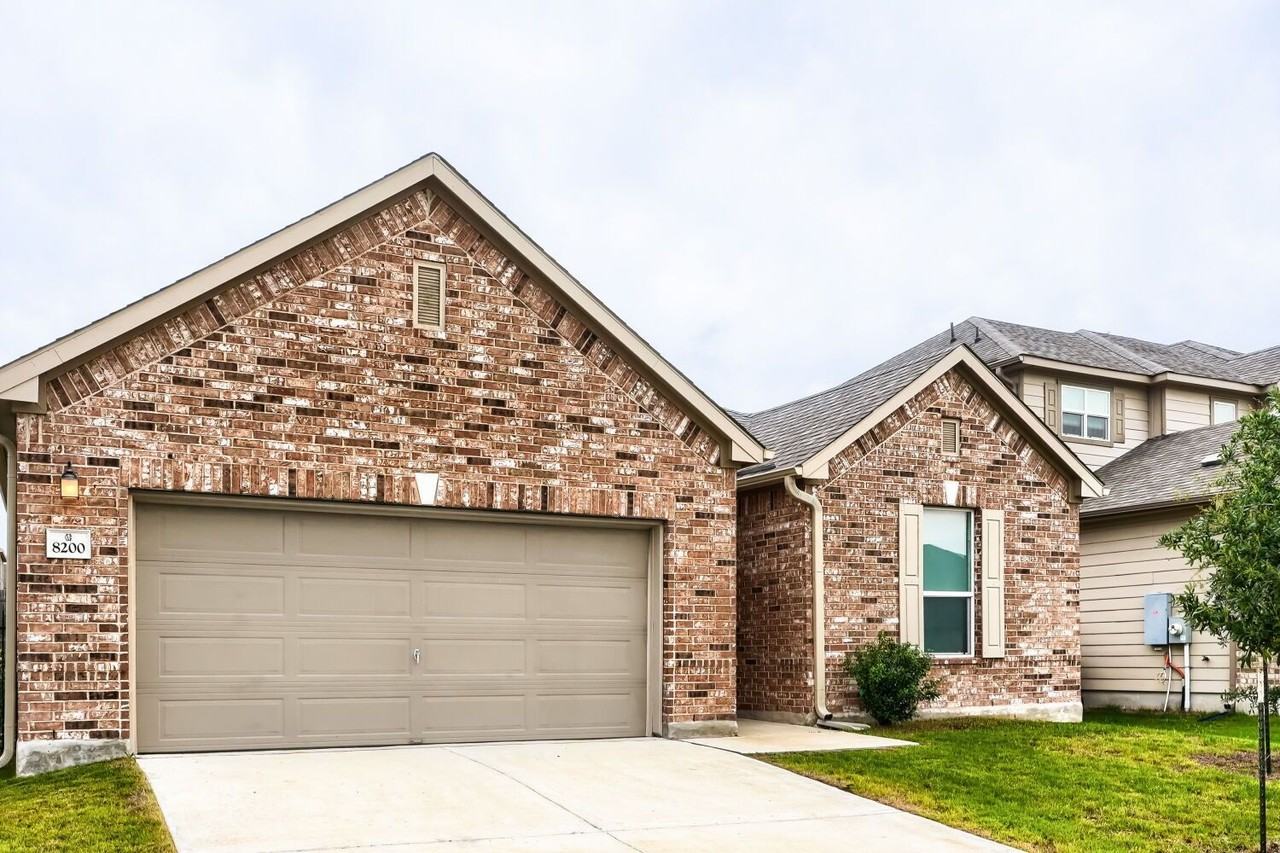 8200 Knoxville Trl - Photo 2 of 28