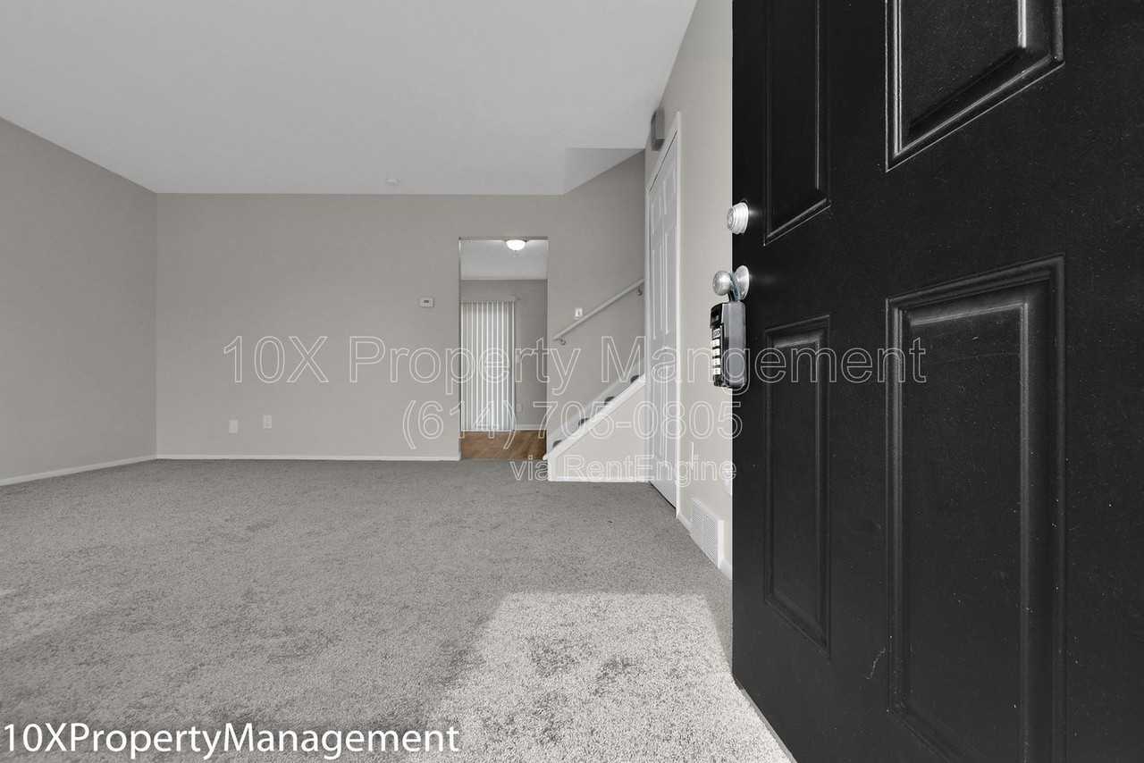 3450 Halpern St - Photo 4 of 36
