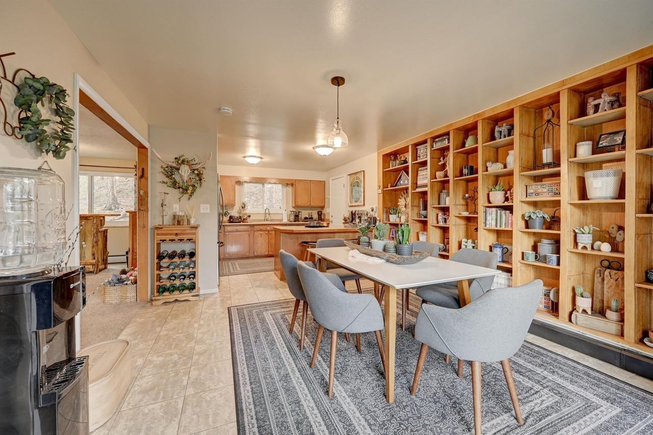 32587 Little Cub Rd - Photo 4 of 50