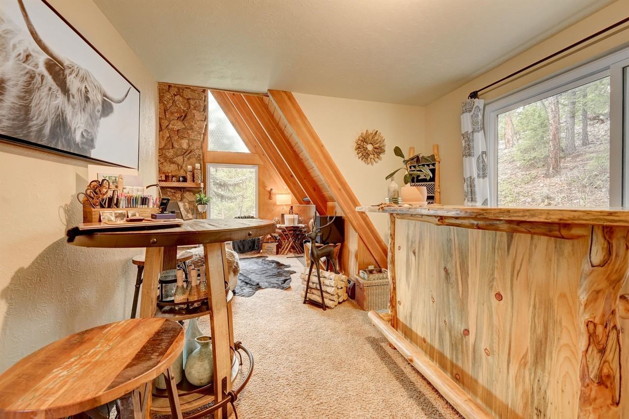 32587 Little Cub Rd - Photo 3 of 50