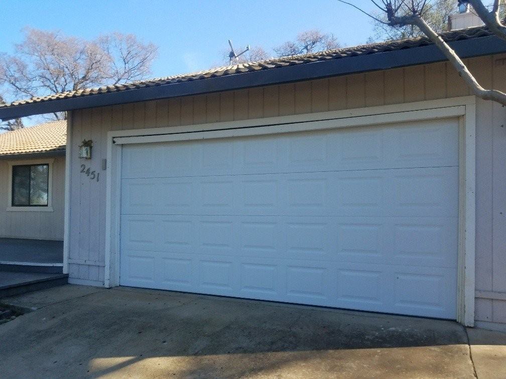 2451 Sandpiper Way - Photo 2 of 38