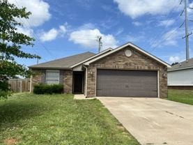 217 Regency Dr - Photo 1 of 1