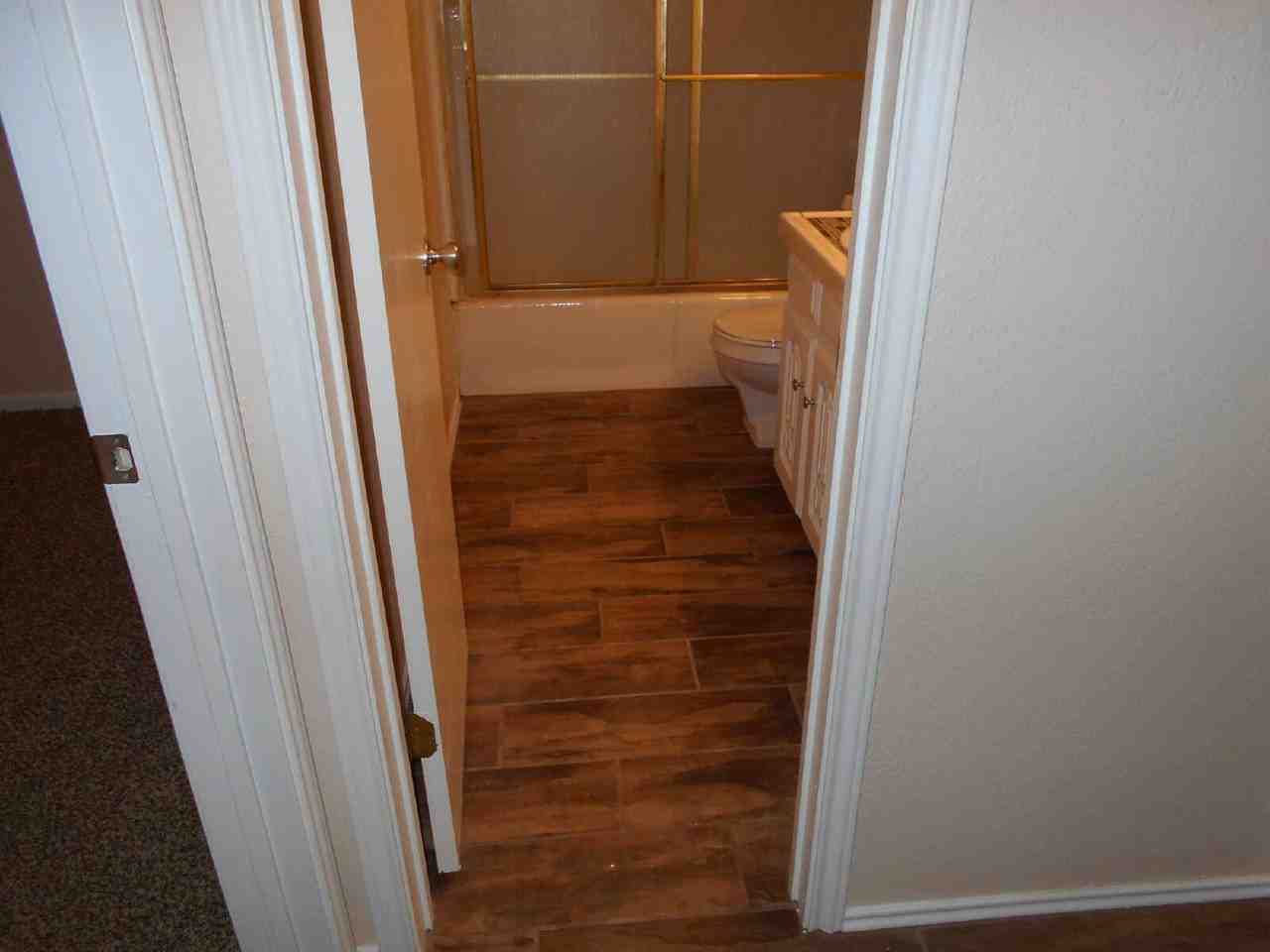 5739 Emory St - Photo 5 of 14