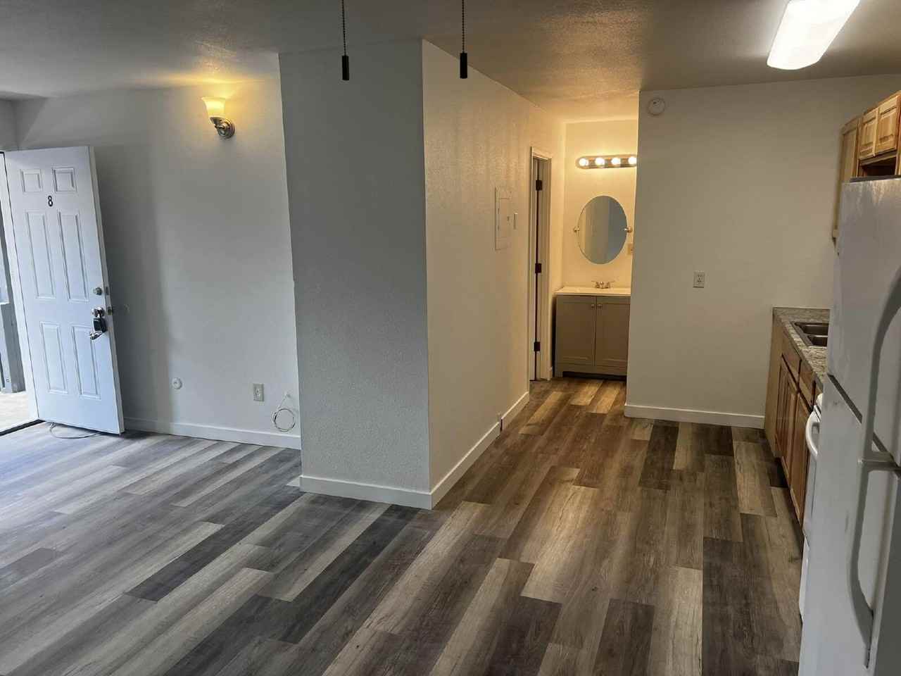 220 N 8th St - Photo 2 of 6