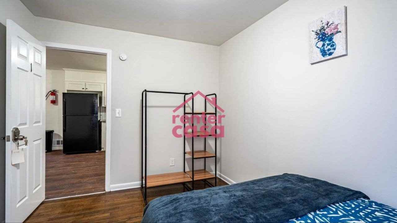 6363 Forest Haven Dr - Photo 3 of 36