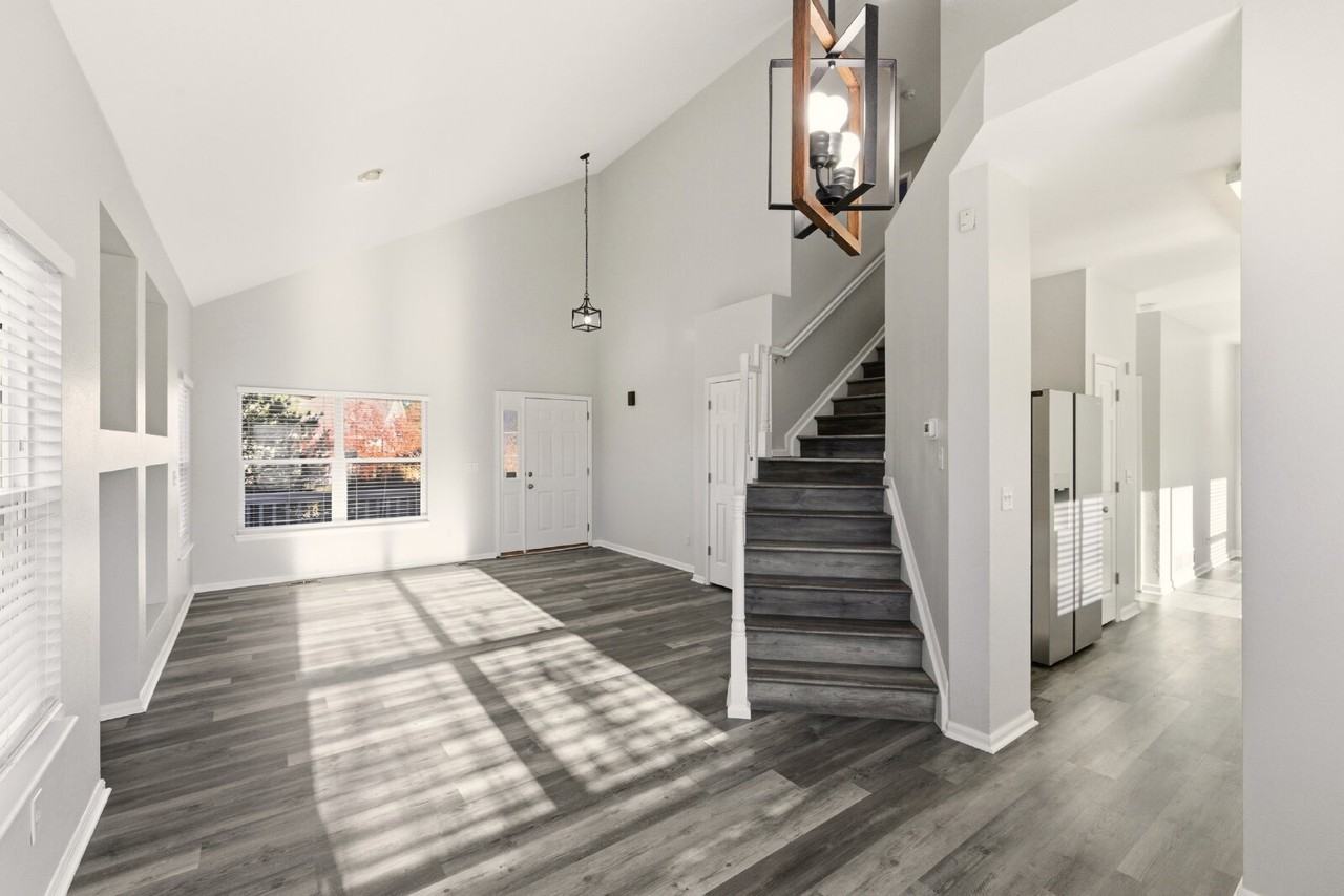 12575 S Beaver Creek Way - Photo 7 of 30