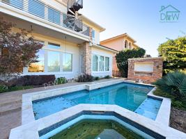 featured image of 4459 Lena Ln