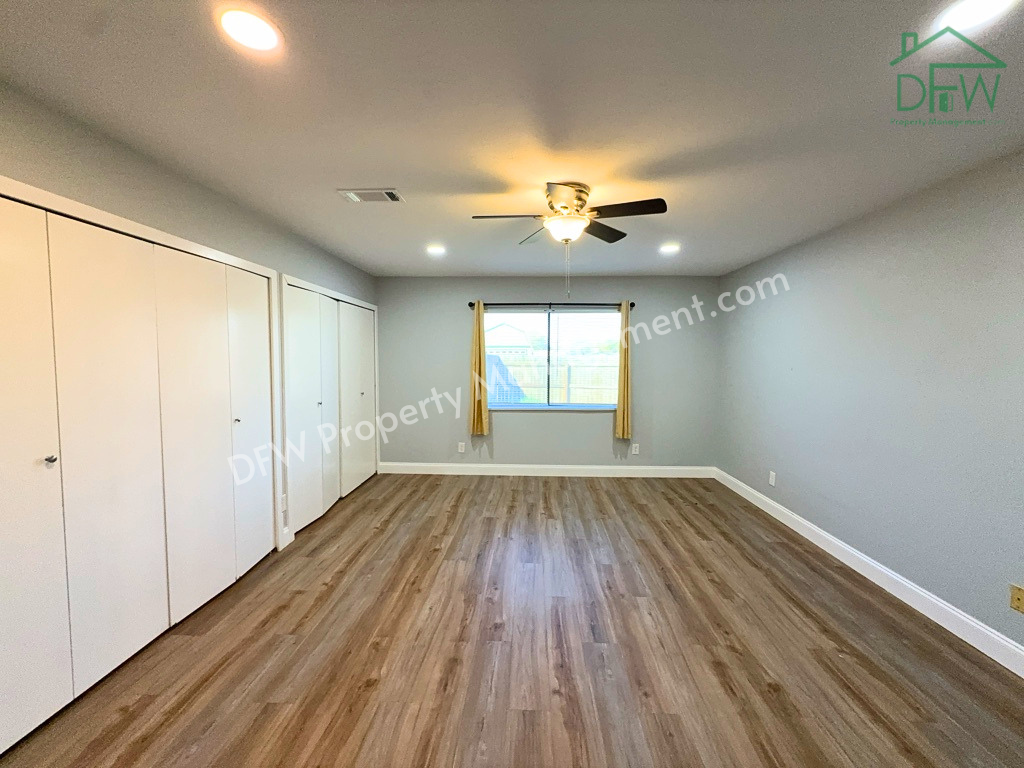 8917 Vernon Dr - Photo 6 of 21