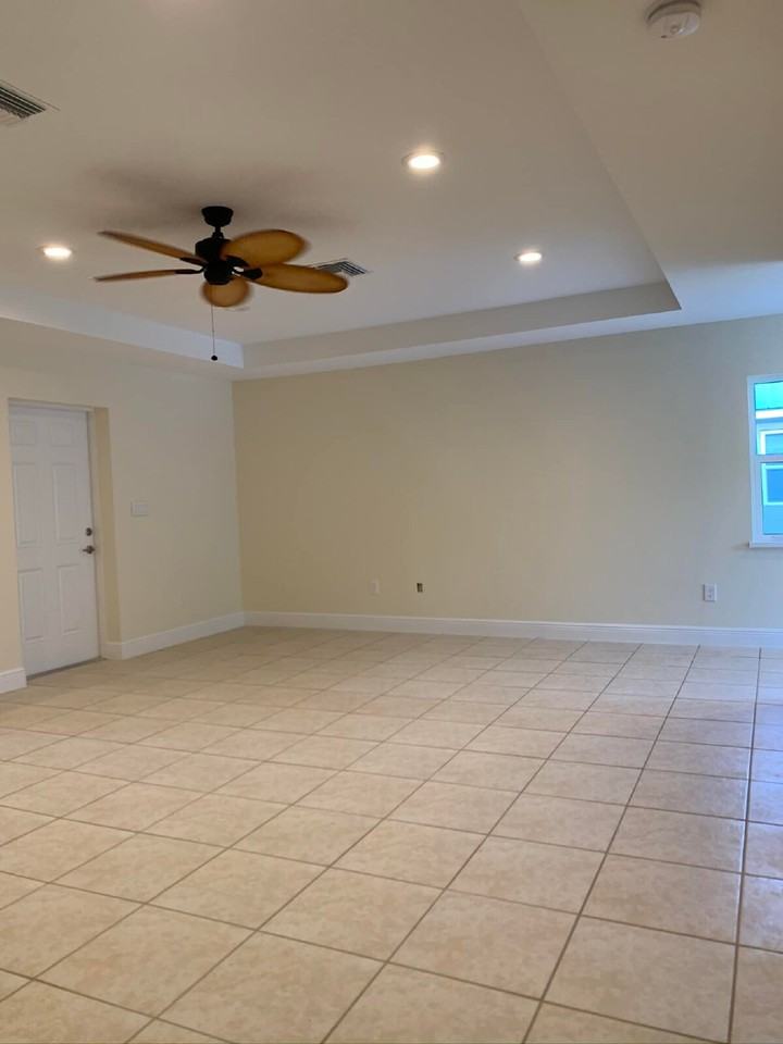 3672 Skipper Rd - Photo 3 of 9
