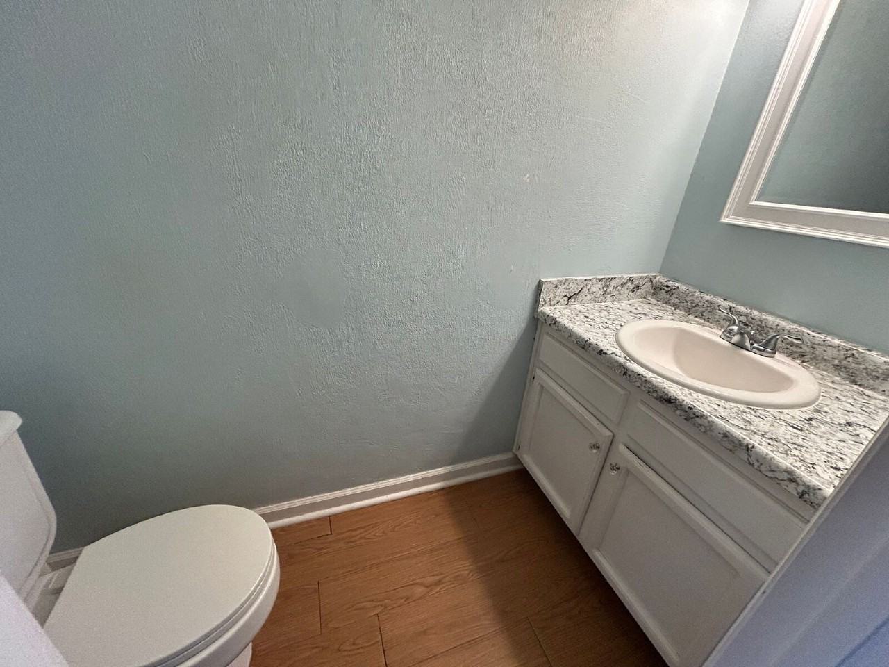 1248 Chee Ln - Photo 2 of 26