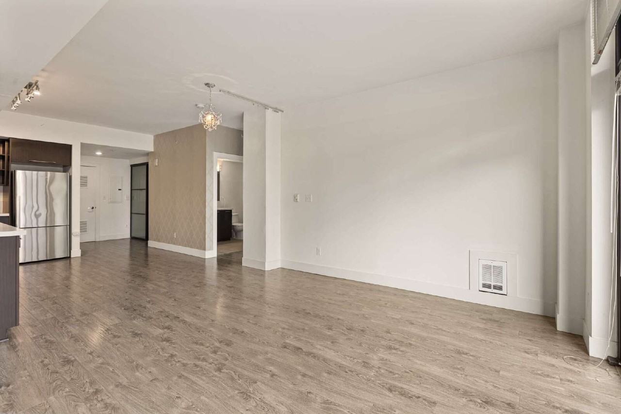 2911 2nd Ave Unit 404 - Photo 6 of 20