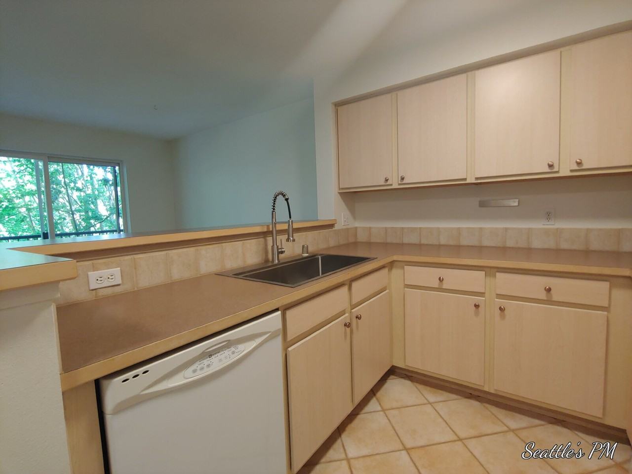 600 N 85th St - Photo 7 of 10