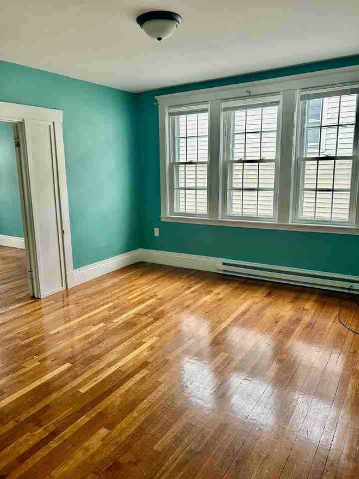 176 Congress Ave #2 - Photo 5 of 10