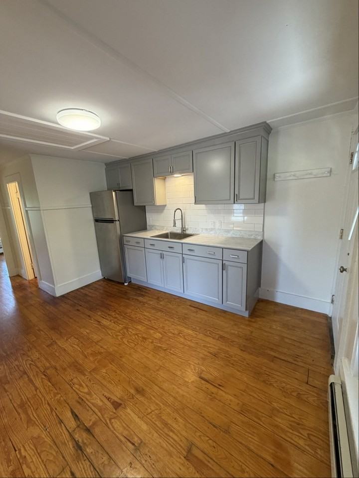 91 Sullivan St #3 - Photo 3 of 14