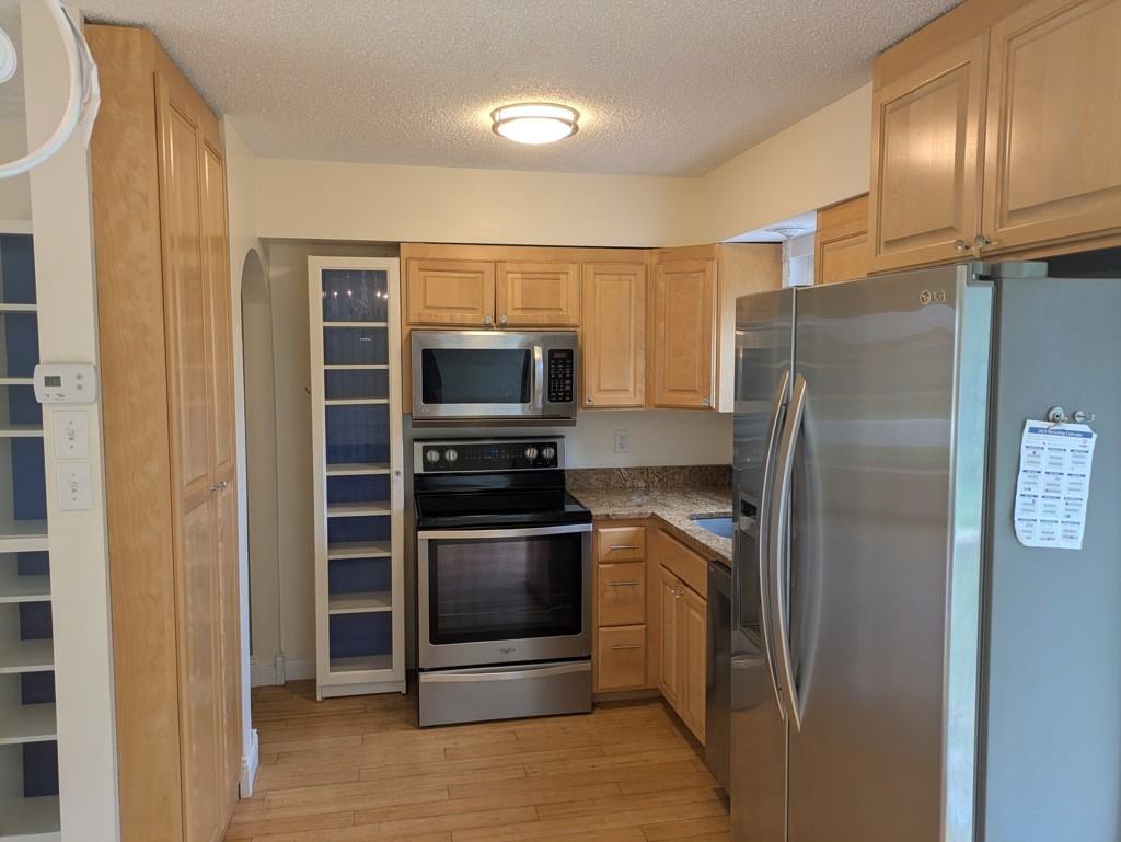 531 Wheeler Dr - Photo 3 of 10