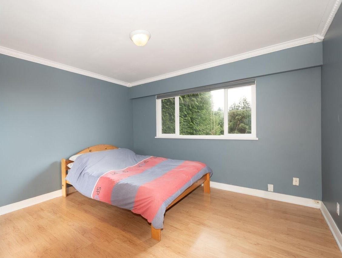 647 Blueridge Avenue - Photo 6 of 14