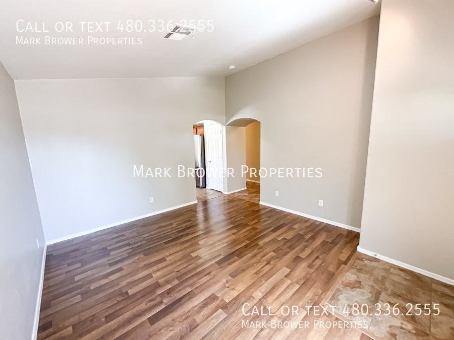 22264 W Antelope Trl - Photo 2 of 23