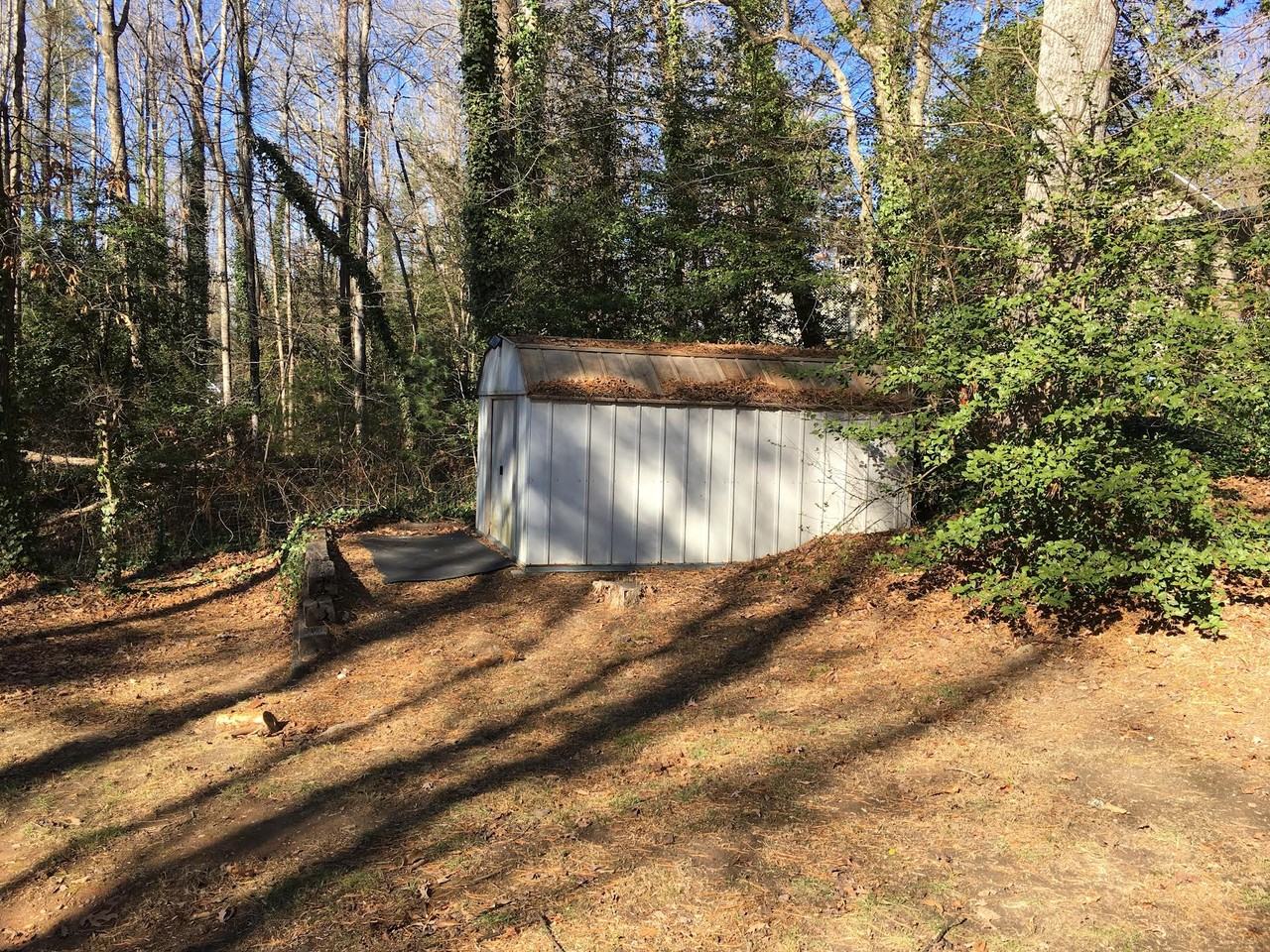 48 N Rowe Rd - Photo 5 of 10