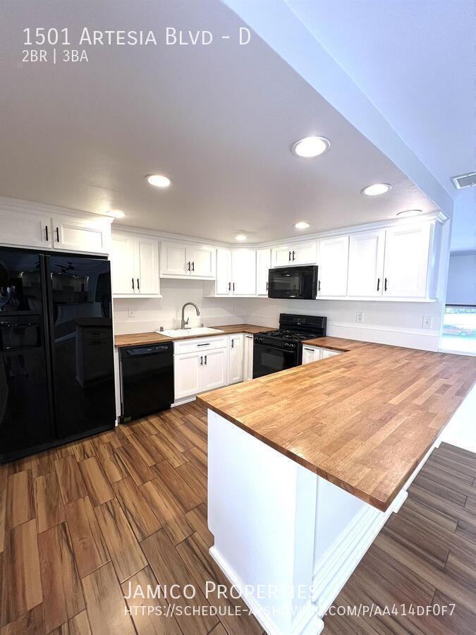 1501 Artesia Blvd #D - Photo 3 of 11