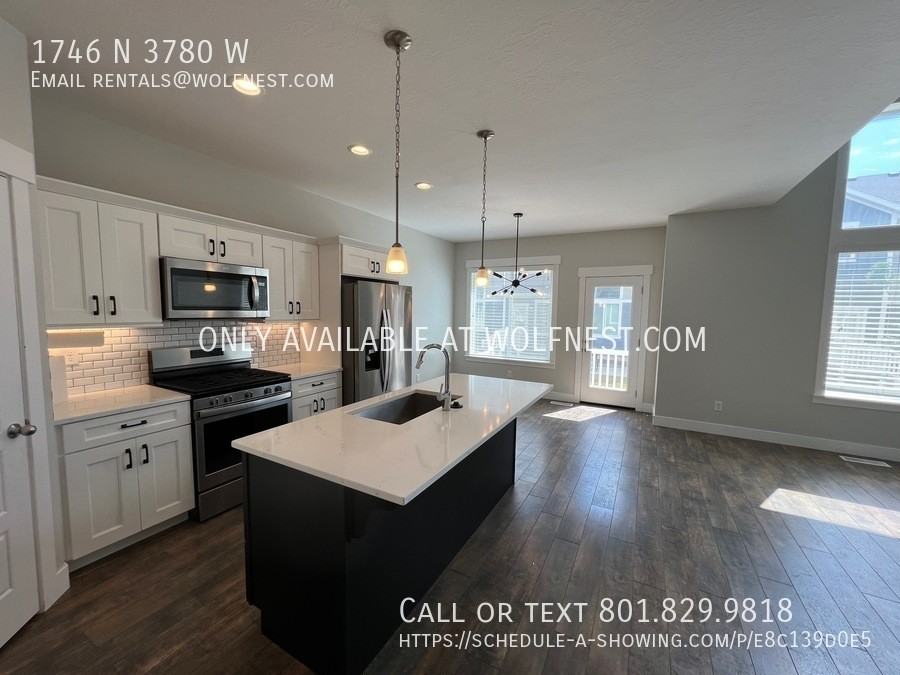 1746 N 3780 W - Photo 6 of 30