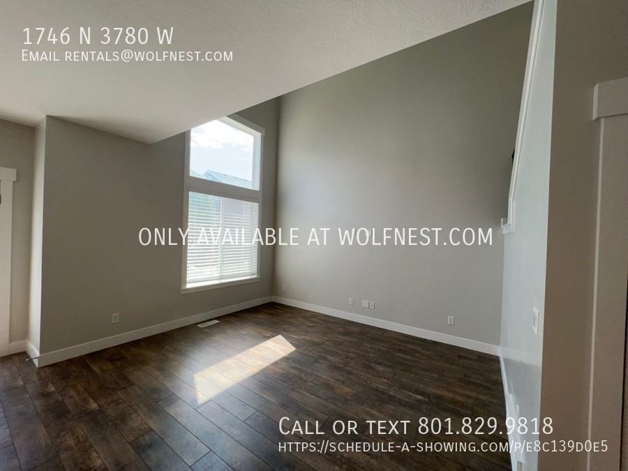 1746 N 3780 W - Photo 7 of 30