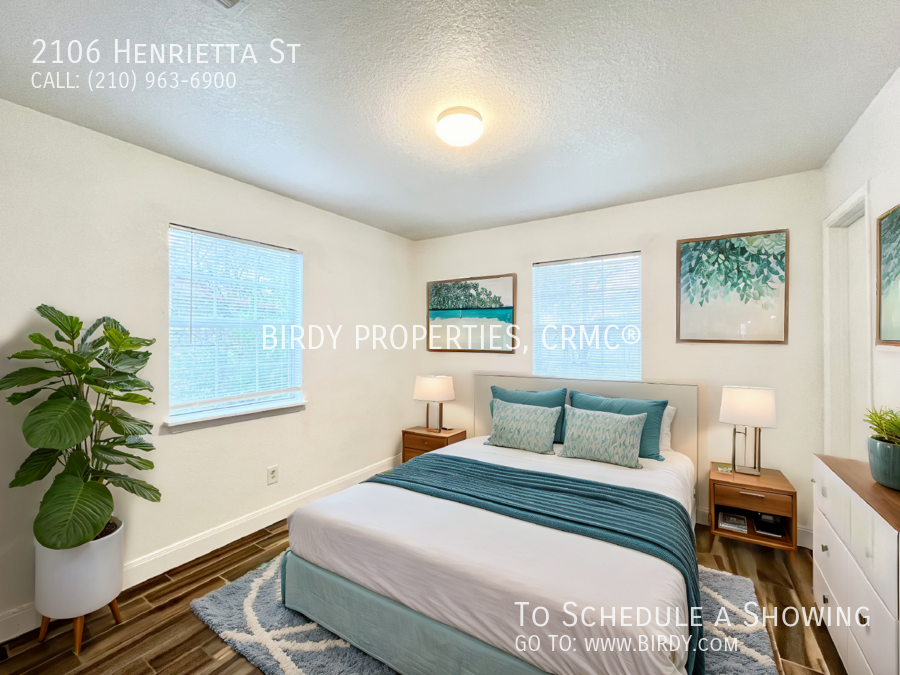 2106 Henrietta St - Photo 4 of 32