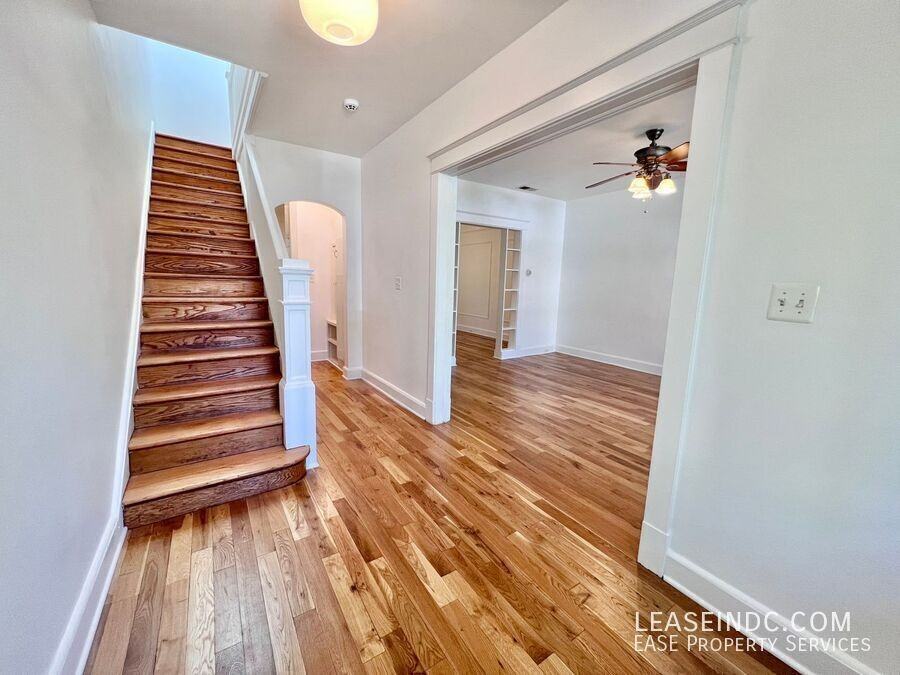 228 Upshur St Nw - Photo 3 of 30