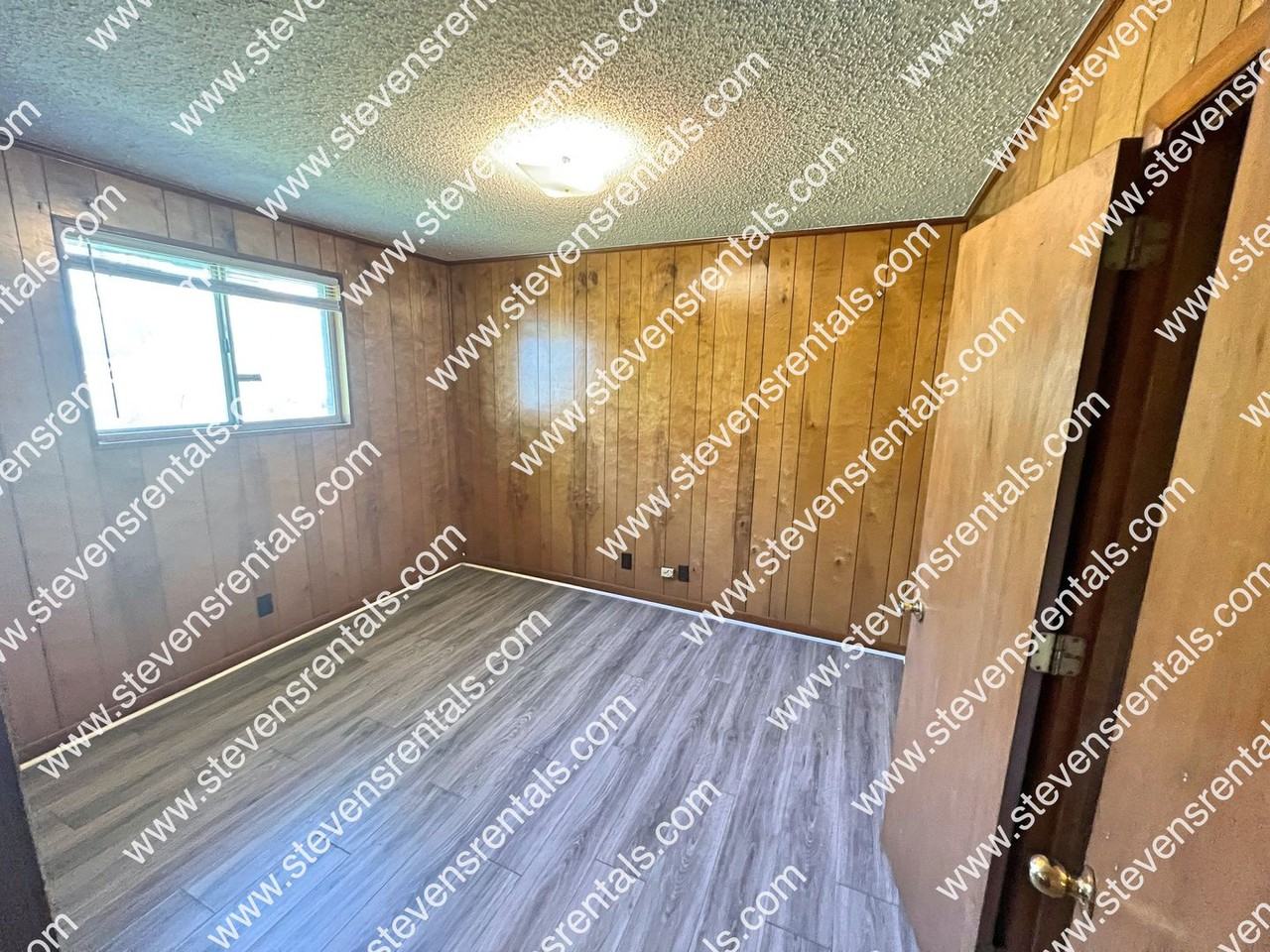 928 30th Ave N #B - Photo 6 of 12