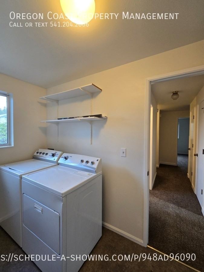 765 Se Bird Ave - Photo 4 of 38