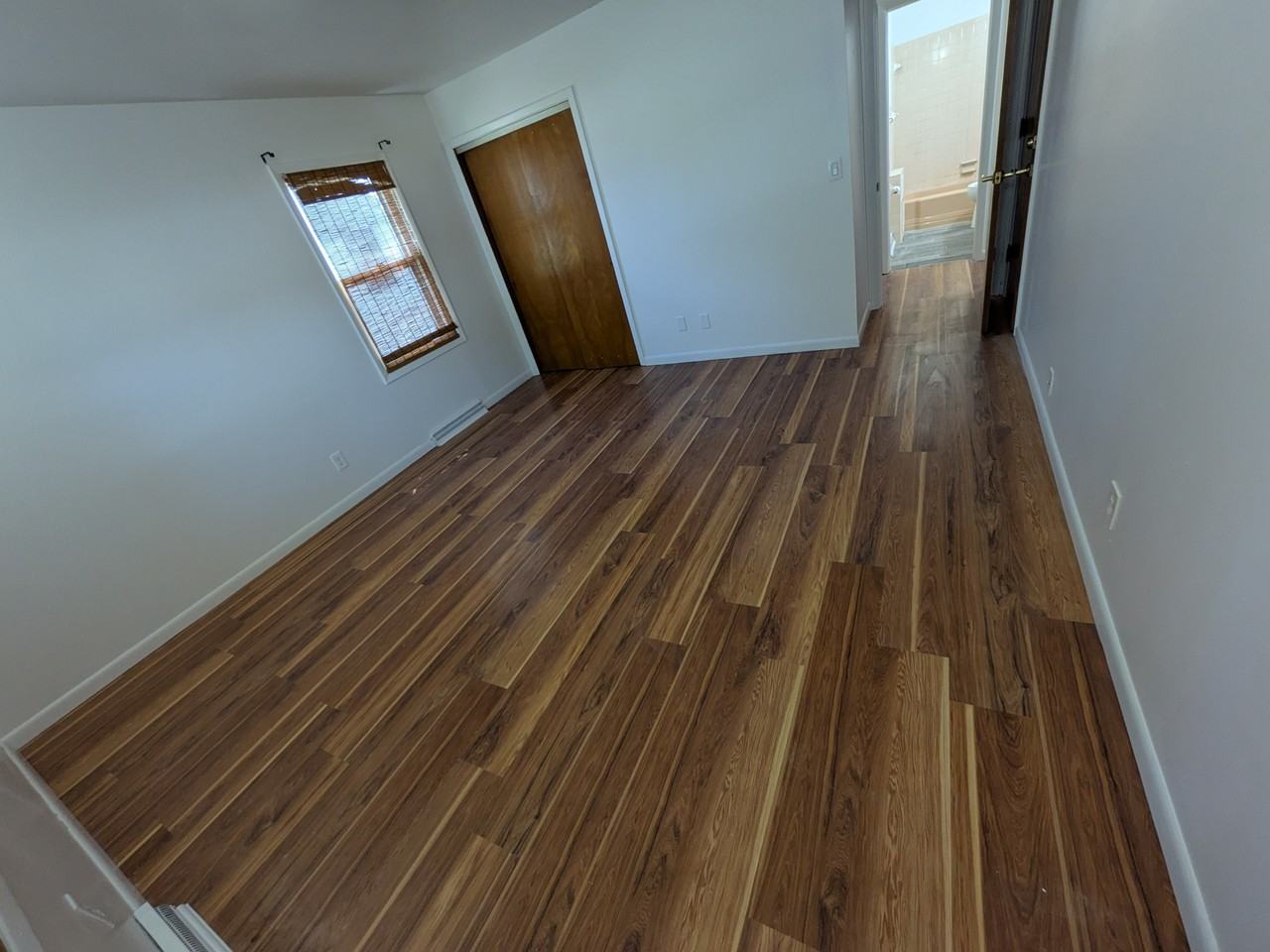 1038 W Maple Ave S #1 - Photo 3 of 11