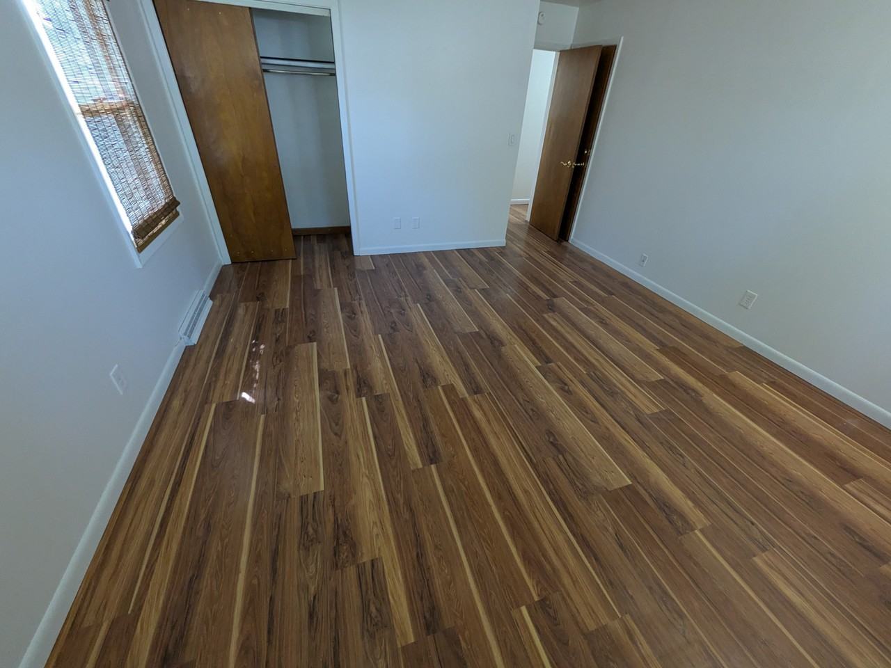 1038 W Maple Ave S #1 - Photo 5 of 11