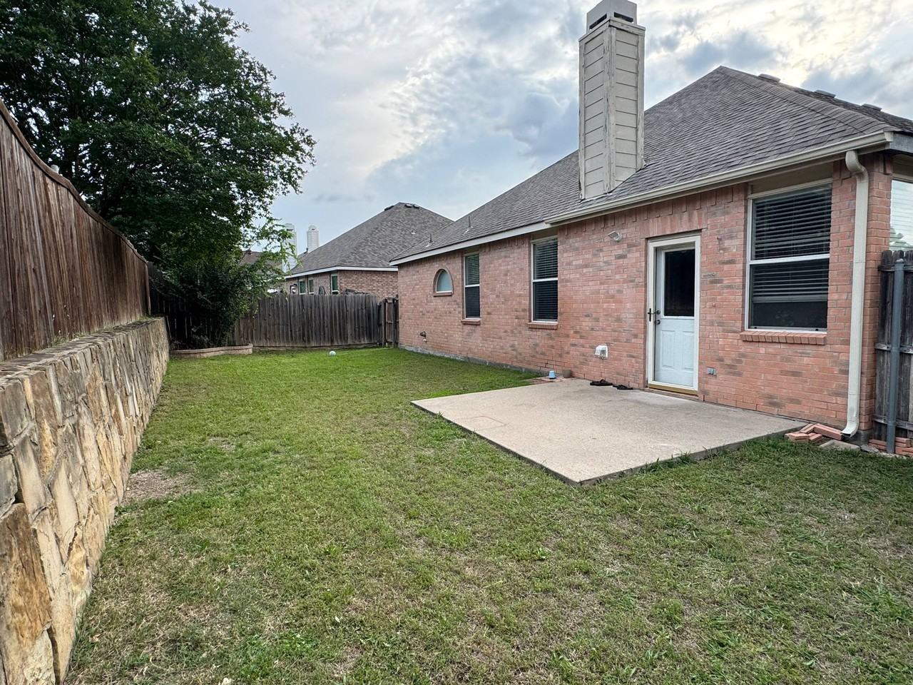 3136 Deleon Dr #NA - Photo 5 of 20