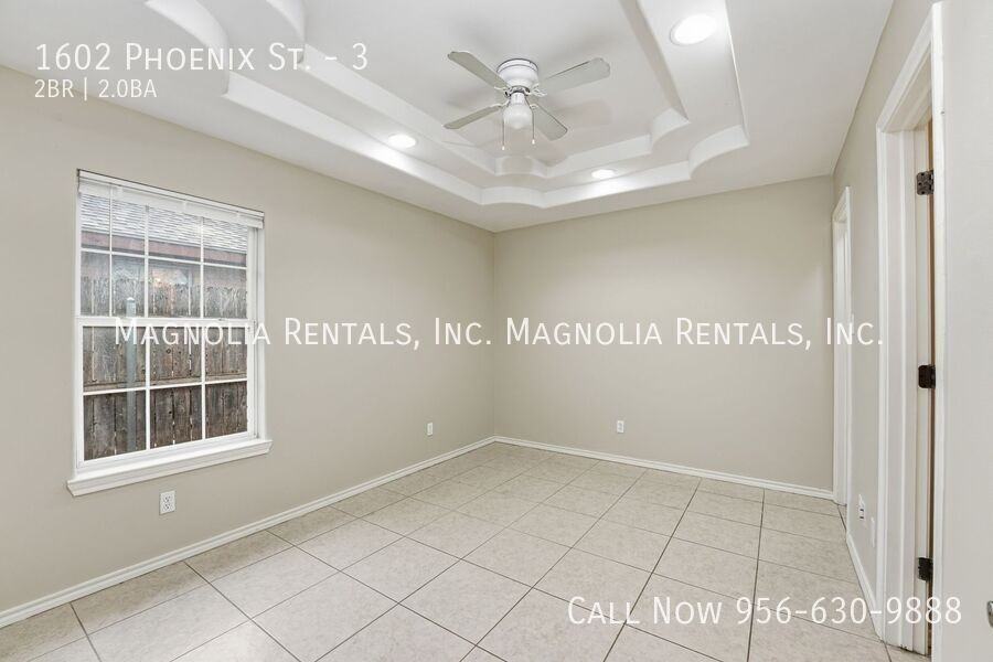 1602 Phoenix St #3 - Photo 7 of 16