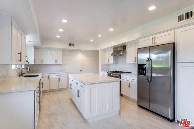 3318 Dona Maria Dr #NA - Photo 2 of 15