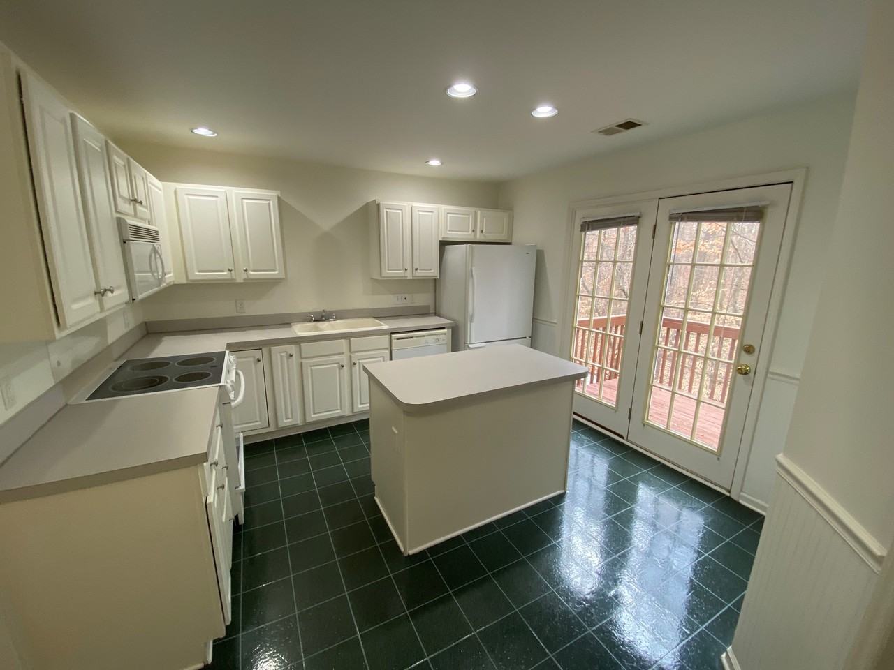 3763 Winborne Ln #3763 - Photo 5 of 19