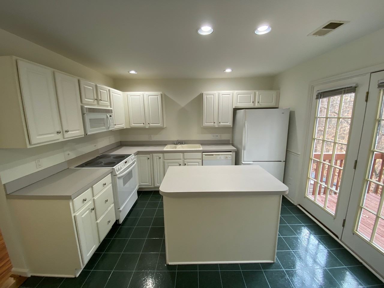 3763 Winborne Ln #3763 - Photo 7 of 19