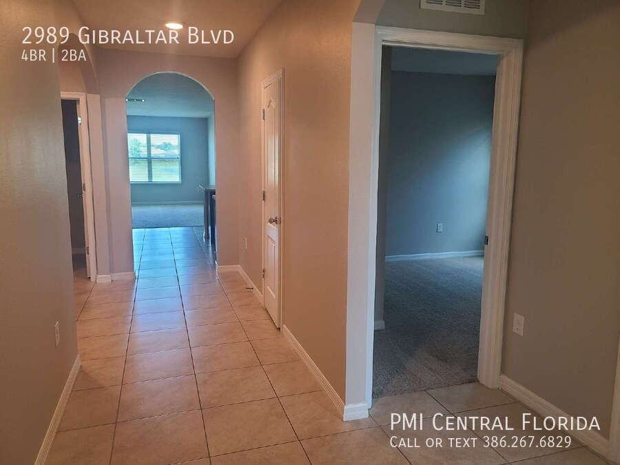 2989 Gibraltar Blvd - Photo 4 of 42