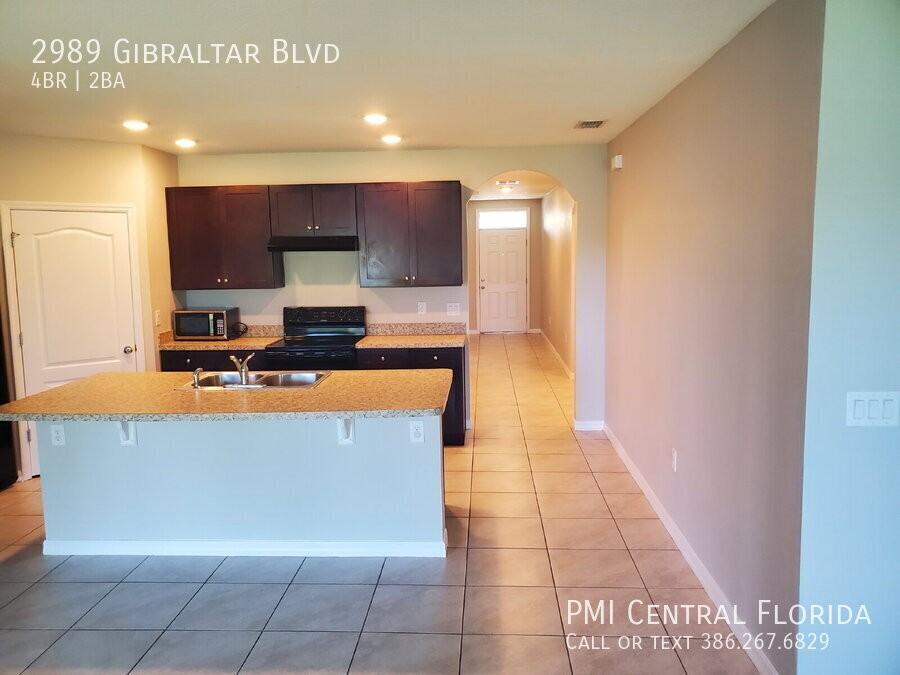 2989 Gibraltar Blvd - Photo 5 of 42