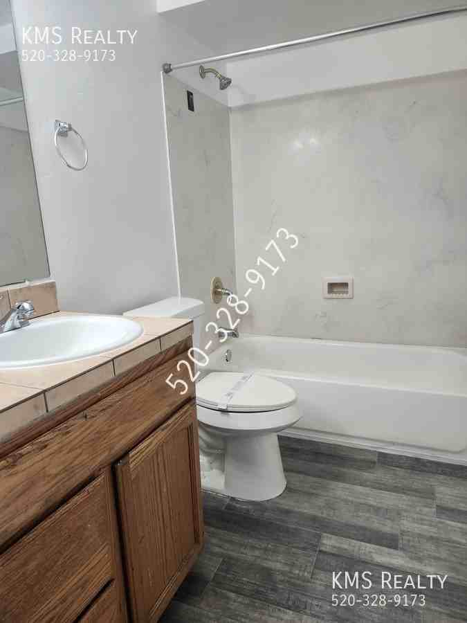 1616 N Mohave Ave #1 - Photo 6 of 15