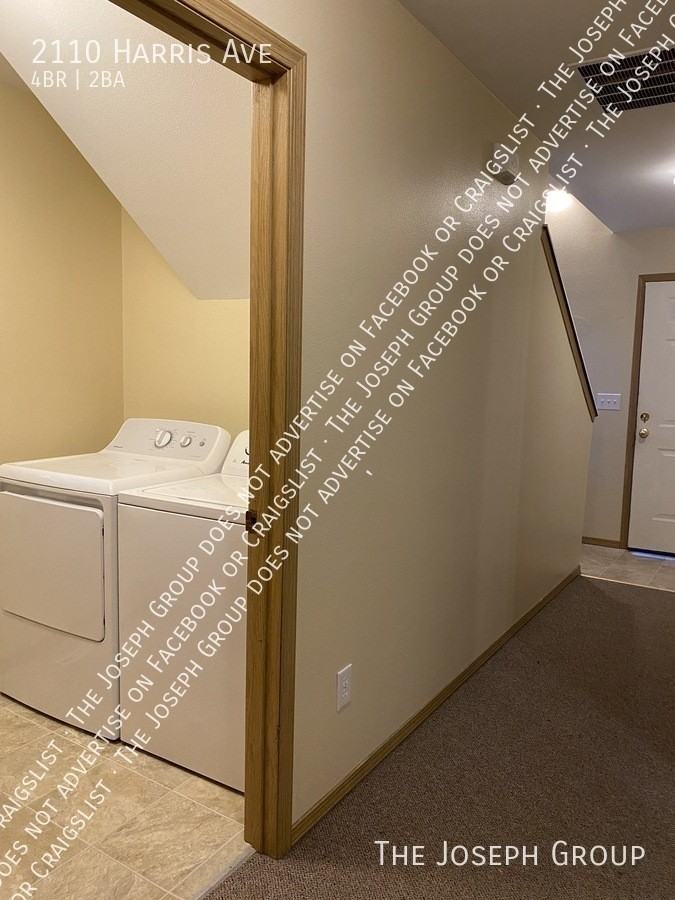 2110 Harris Ave - Photo 5 of 23